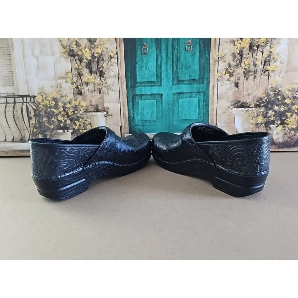 Dansko Clogs Women 41/10 5 Shoes Black Patent Leather Floral Professional Nurse